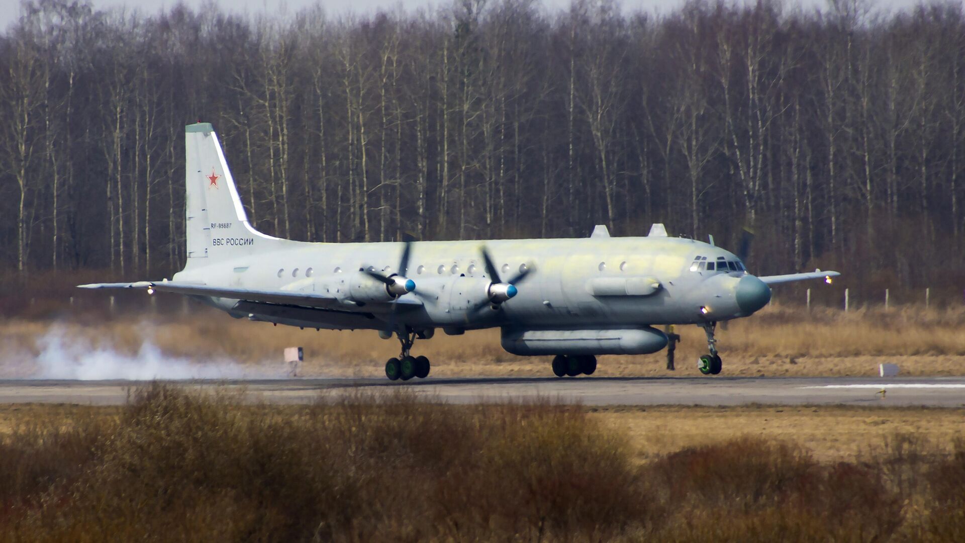 NORAD заявило, что сопроводило российский военный самолет на Аляске